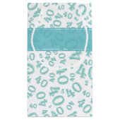 Happy 40th Birthday Number Pattern Blauwgroen/Whit Klein Cadeauzakje (Achterkant)