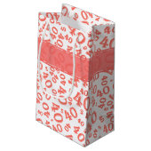 Happy 40th Birthday Number Pattern Coral/White 40 Klein Cadeauzakje (Achterkant Gekanteld)