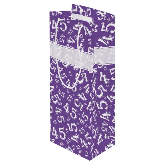 Happy 45th Birthday Number Pattern Paars/White Wijn Cadeautas (Achterkant Gekanteld)