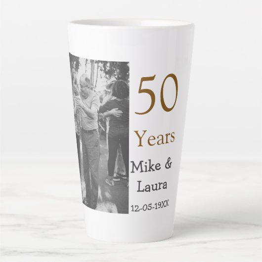 Happy 50th Anniversary Voeg paar naam datum bruilo Latte Mok (Voorkant)