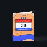 Happy 50th Birthday-kaart voor een runner Kaart<br><div class="desc">Stuur 50e verjaardag naar die speciale loper, ongeacht de afstand die ze afleggen, marathons, halve marathons, 10 mijl, 10km of 5km afstanden of springen! Of verander gewoon de berichten voor iemand die zijn favoriete kleur oranje is! Het lopende vest met zijn rassenaantal staat voor een waaier van aanpassingsopties toe: -...</div>
