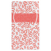 Happy 50th Birthday Random Number Pattern Coral Klein Cadeauzakje (Achterkant)