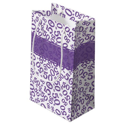 Happy 50th Birthday Random Number Pattern Paars Klein Cadeauzakje (Achterkant Gekanteld)