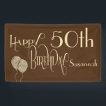 Happy 50th Verjaardag Naam Gold Text Brown Spandoek<br><div class="desc">Een ontwerp van decoratieve typografie in goud op een achtergrond van donkerbruin om weer te geven op uw 50e verjaardag vieringen! Happy Birthday speelt zich af in een  scripttypografie en de leeftijd is in een coördinerend lettertype. Personaliseer jouw naam gemakkelijk. Faux sprankelende gouden ballonnen voegen de perfecte afwerking toe!</div>
