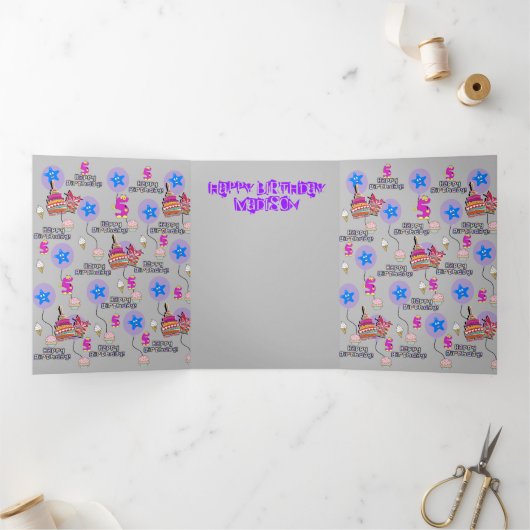 Happy 5th Birthday Kaart, #5 Drieluik Kaart (Binnen)