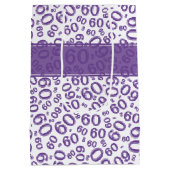 Happy 60th Birthday Number Pattern Paars/White Medium Cadeauzakje (Achterkant)