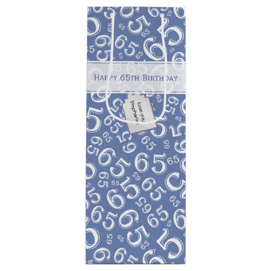 Happy 65th Birthday Number Pattern Blue and White Wijn Cadeautas (Voorkant)