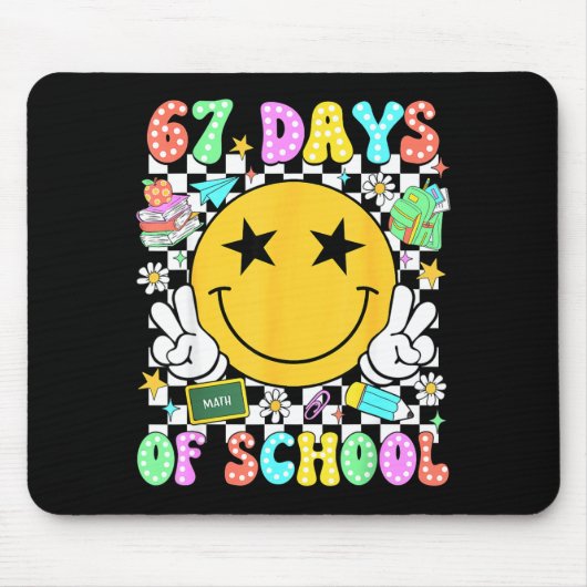 Happy 67th Day Of School Vibes Smile Face 67 Days  Muismat (Voorkant)