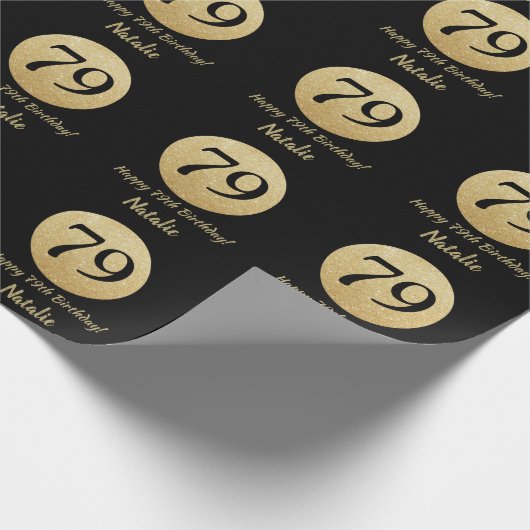 Happy 79th Birthday Black en Gold Glitter Cadeaupapier (Hoek)