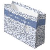 Happy 80th Birthday Blue and White Number Pattern Groot Cadeauzakje (Voorkant Gekanteld)