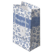 Happy 80th Birthday Blue and White Number Pattern Klein Cadeauzakje (Voorkant Gekanteld)