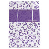 Happy 85th Birthday Number Pattern Paars/White Medium Cadeauzakje (Achterkant)