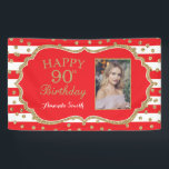 Happy 90th Birthday Banner Red Gold Glitter Foto<br><div class="desc">Fijne 90ste verjaardag banner voor vrouwen of man. Rood en Glitter Birthday Party Banner. Glitter Confetti. Rode en witte strepen. Afdrukbaar digitaal. Voor verdere aanpassing,  te klikken gelieve de knoop "van de Aanpassing het"en ons ontwerphulpmiddel te gebruiken om deze sjabloon te wijzigen.</div>