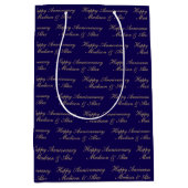 Happy Anniversary Script with Name Blue Gold Medium Cadeauzakje (Voorkant)