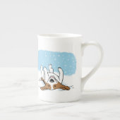 Happy Beagle blij met de wintersneeuwfeestdag Porselein Kop (Rechts)