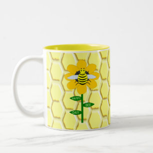 Happy bee Day Birthday Bumblebee Tweekleurige Koffiemok