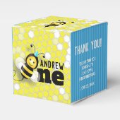 Happy bee First Birthday Favor Boxes 2x2 Bedankdoosjes (Voorkant Zijde)