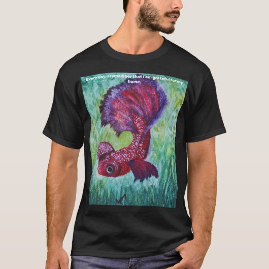 Happy betta fish enjoying his home t-shirt (Voorkant)
