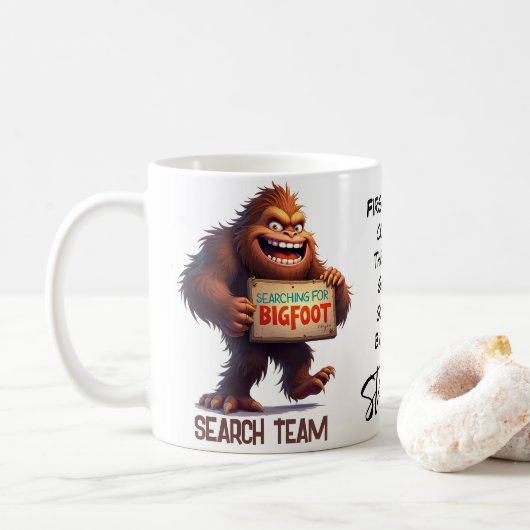 Happy Bigfoot Sasquatch Search Team Koffiemok (Met donut)