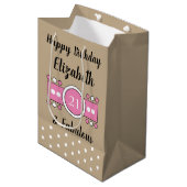 Happy Birthday 21 en geweldig bruin roze Medium Cadeauzakje (Voorkant Gekanteld)
