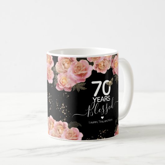 Happy Birthday 70 jaar gebufferde roze Floral Koffiemok (Voorkant rechts)