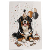 Happy Birthday Bernese Mountain Dog Medium Cadeauzakje (Achterkant)