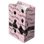 Happy Birthday Bow en Black Balloons Medium Cadeauzakje (Achterkant Gekanteld)