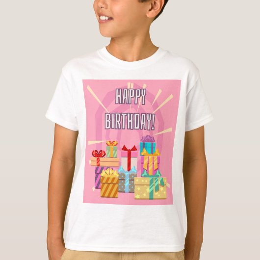 Happy Birthday-cadeautjes op roze T-shirt (Voorkant)