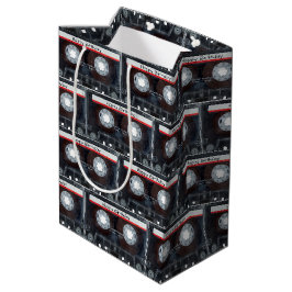 Happy Birthday Cassettebandje Medium Cadeauzakje