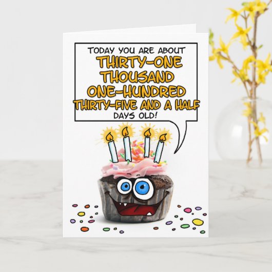 Happy Birthday Cupcake - 85 jaar oud Kaart (Gele Bloem)