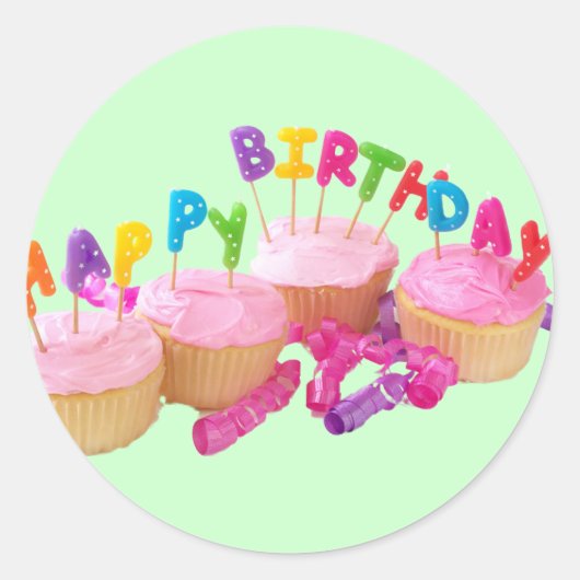 Happy Birthday Cupcake en kaarsen Ronde Sticker (Voorkant)