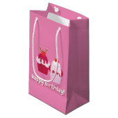 Happy Birthday - Cute Pink Strawberry Shortcakes Klein Cadeauzakje (Voorkant Gekanteld)