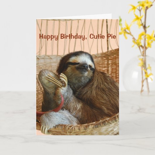 Happy Birthday Cutie Pie Sloth Kaart (Gele Bloem)