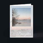 Happy Birthday Daughter, Lila Misty Lake,  Kaart<br><div class="desc">Fijne verjaardag Dochter,  roze staande maan en lila zonsopgang met bomen die nadenken over slecht lila uitgekleed meer. De tekst luidt: Gefeliciteerd met een geweldige Dochter. De binnenkaart is leeg.</div>