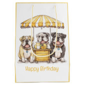 Happy Birthday Engelse Bulldogs Lemonade Stand Medium Cadeauzakje (Achterkant)