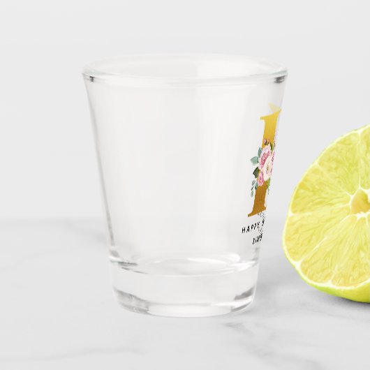 Happy Birthday Floral Monogram K Persoonlijke naam Shot Glas (Links)