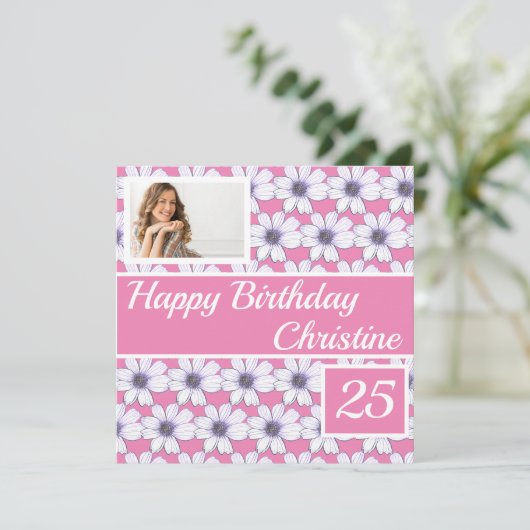 Happy Birthday Floral ontwerp Aangepaste kaart (Staand voorkant)