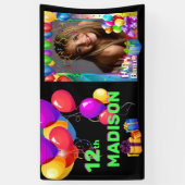 Happy Birthday Fun Kinder Naam toevoegen & Leeftij Spandoek (Verticaal)
