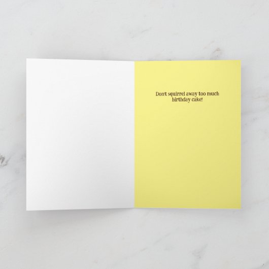 Happy Birthday Funny Squirrel - aangepaste tekst Kaart (Binnen)