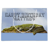 Happy Birthday Gator Panoramic Uitzicht OOOOB Foto Groot Cadeauzakje (Voorkant)