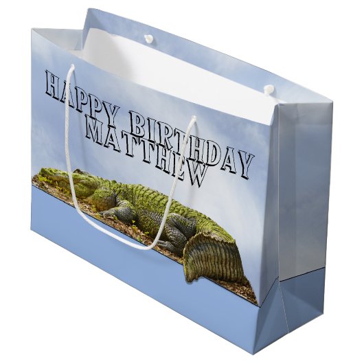 Happy Birthday Gator Panoramic Uitzicht OOOOB Foto Groot Cadeauzakje (Voorkant Gekanteld)