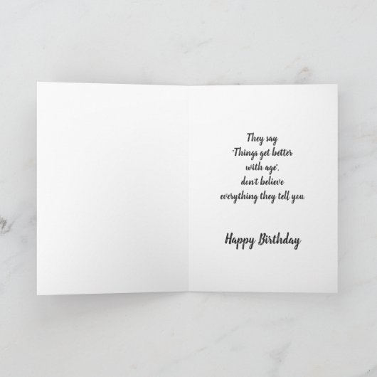 Happy Birthday geloof niet dat het een betere Humo Kaart (Binnen)