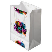Happy Birthday Gift Bag Design Medium Cadeauzakje (Voorkant Gekanteld)
