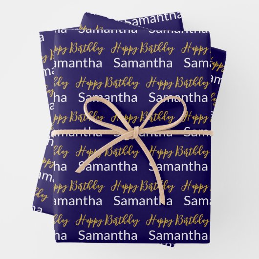 Happy Birthday Gold Script Donkerblauw Wit Naam Inpakpapier Vel (In situ)