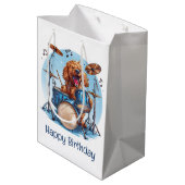 Happy Birthday Goldendoodle Dog Playing Drums Medium Cadeauzakje (Achterkant Gekanteld)