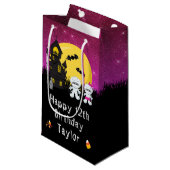 Happy Birthday Halloween Mummy Pink Klein Cadeauzakje (Voorkant Gekanteld)