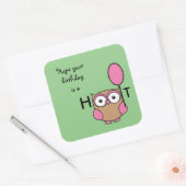 Happy Birthday Hoot Uil Roze en Tan Vierkante Sticker (Envelop)