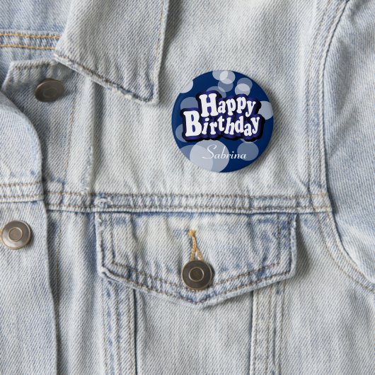 Happy Birthday in Dark Blue Bokeh Ronde Button 5,7 Cm (In situ)