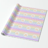 Happy Birthday in White Circle Rainbow Stripes Cadeaupapier (Uitgerold)