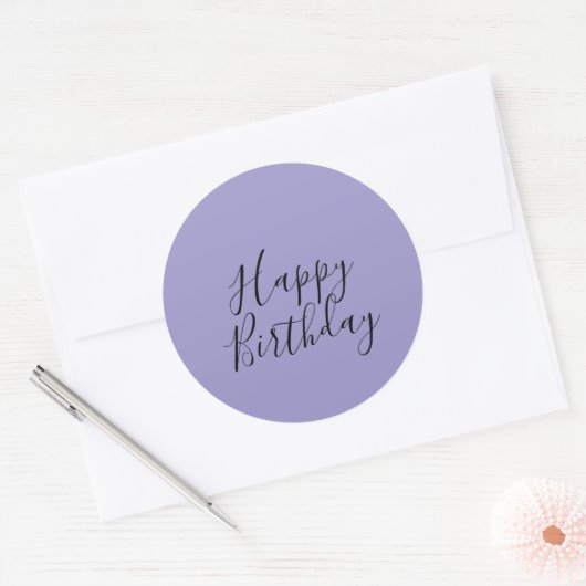 Happy Birthday Lavendel Paarse aangepaste kleur Mo Ronde Sticker (Envelop)